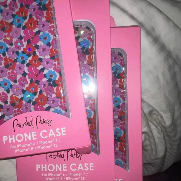 PACKED PARTY FRESH FLORALS PHONE CASE 6, 7,8 and SE - Picture 14 of 14